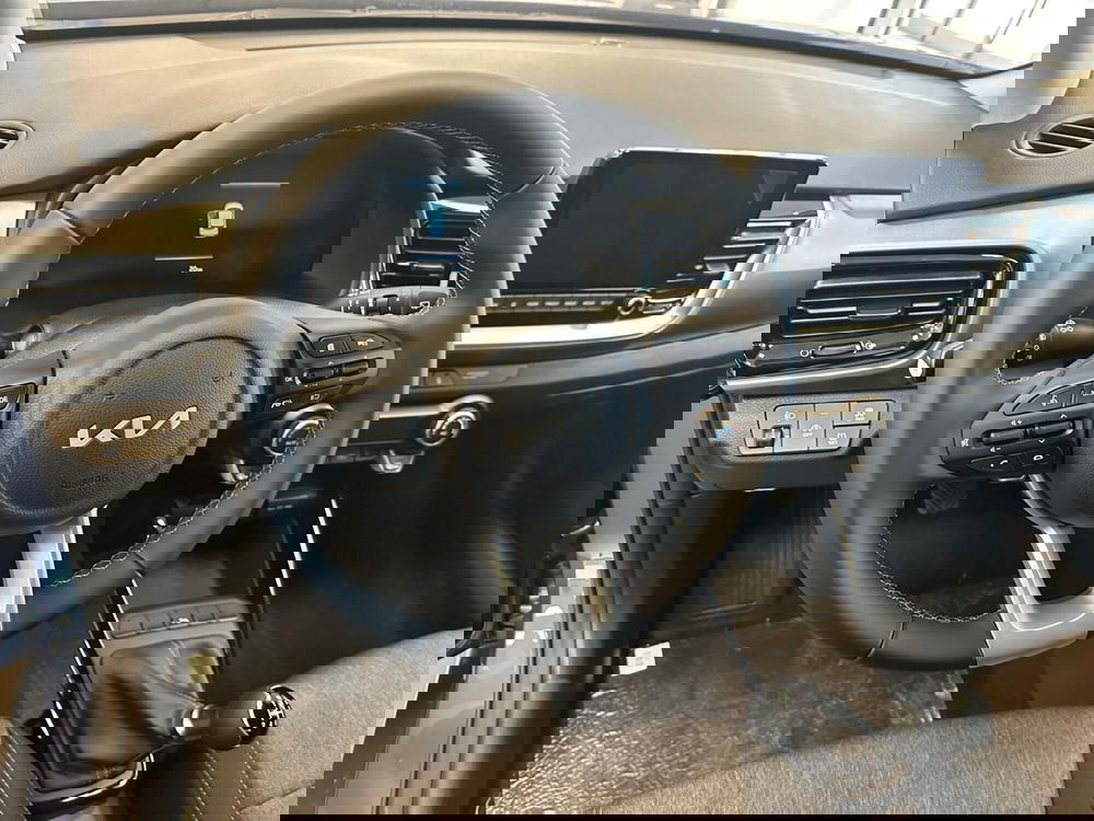 Kia Stonic nuova a Napoli (10)