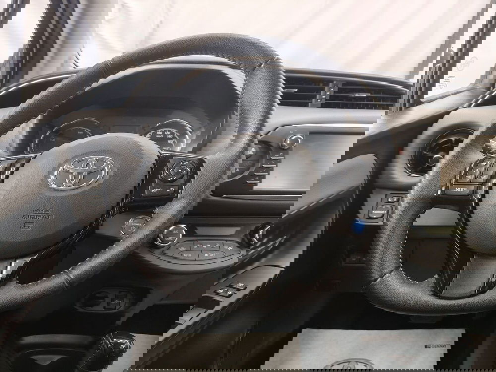 Toyota Yaris usata a Roma (11)