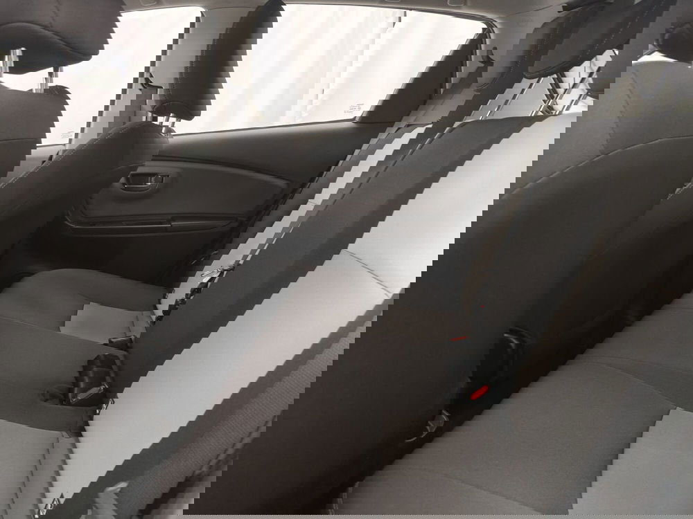 Toyota Yaris usata a Roma (15)