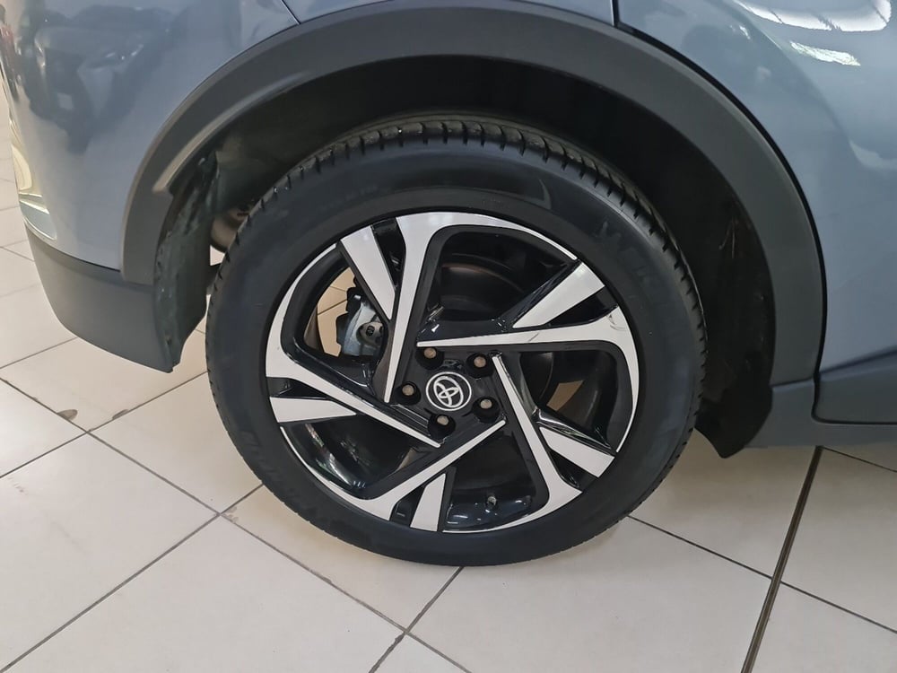 Toyota Toyota C-HR usata a Bologna (7)