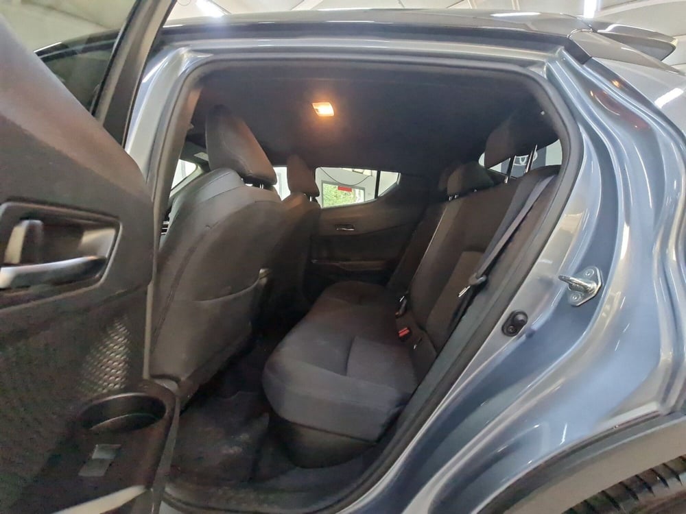 Toyota Toyota C-HR usata a Bologna (9)
