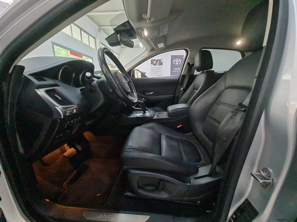Jaguar E-Pace usata a Bologna (8)
