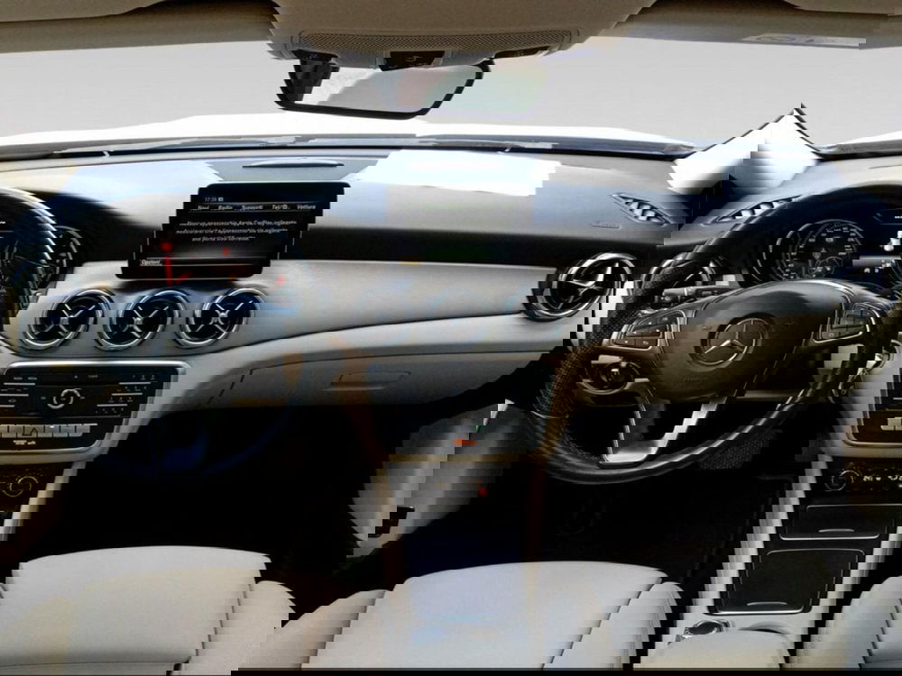 Mercedes-Benz GLA SUV usata a Firenze (14)