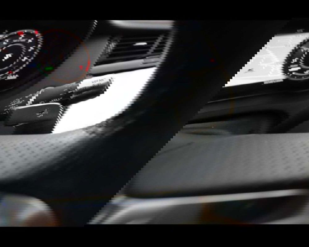 Jaguar E-Pace usata a Bologna (18)