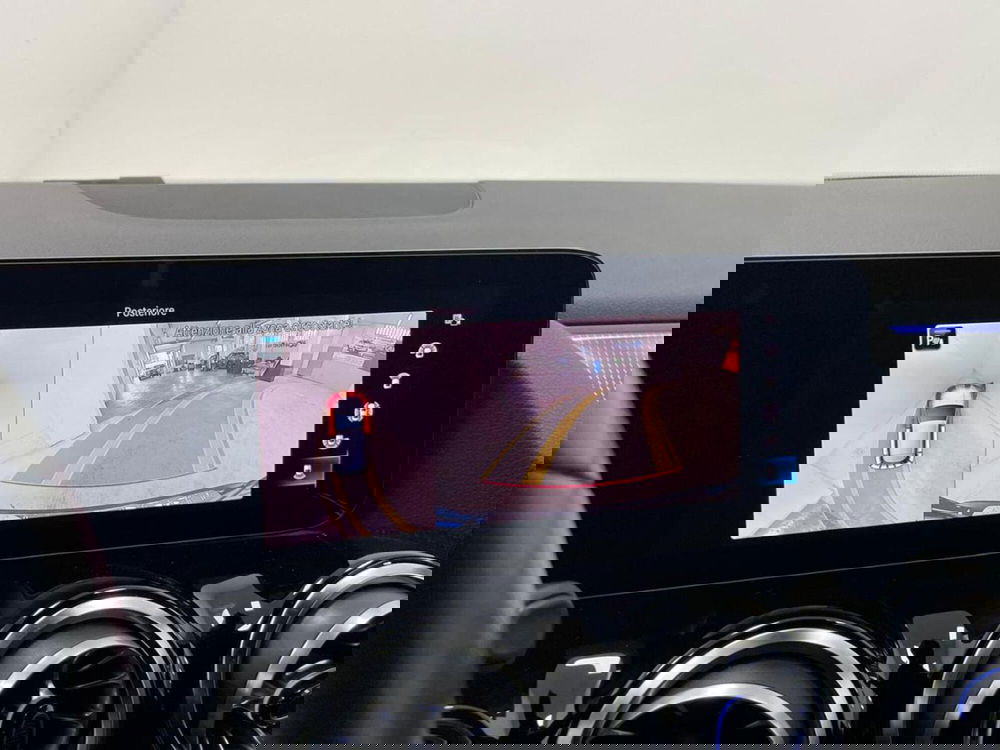 Mercedes-Benz GLA SUV usata a Como (18)