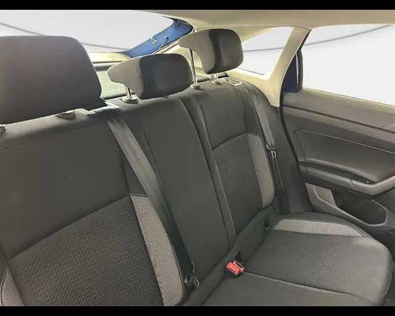 Volkswagen Taigo usata a Roma (9)