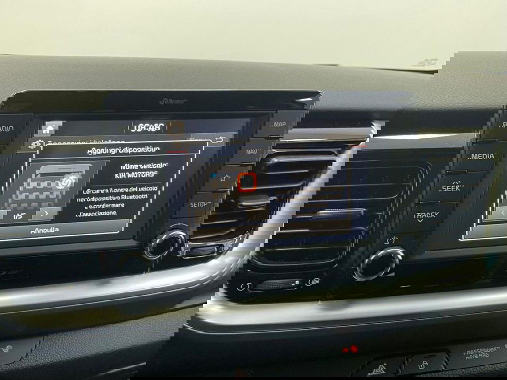 Kia Stonic usata a Como (13)