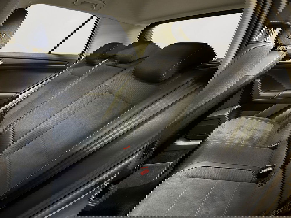 Volkswagen T-Roc usata a Padova (8)