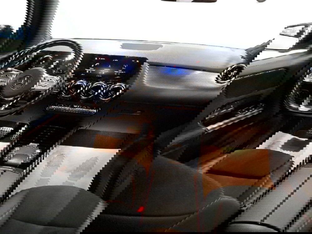 Mercedes-Benz GLA SUV usata a Pescara (12)