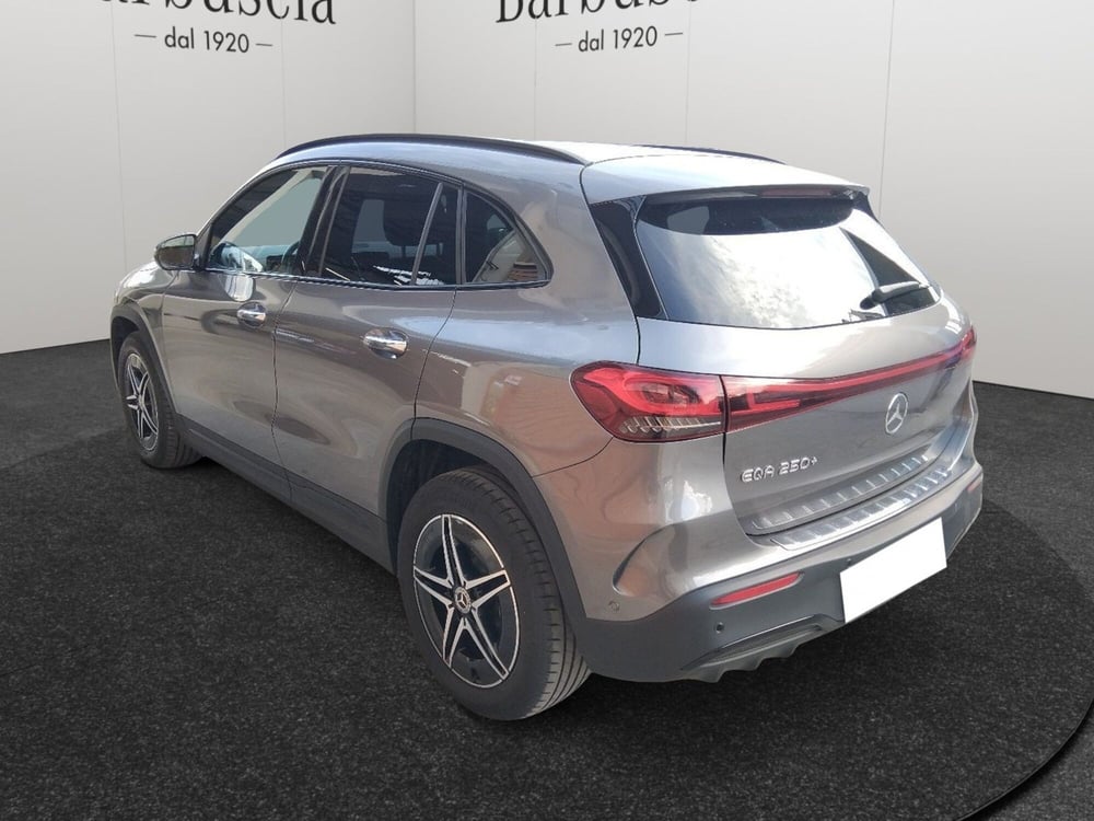 Mercedes-Benz EQA usata a Pescara (4)