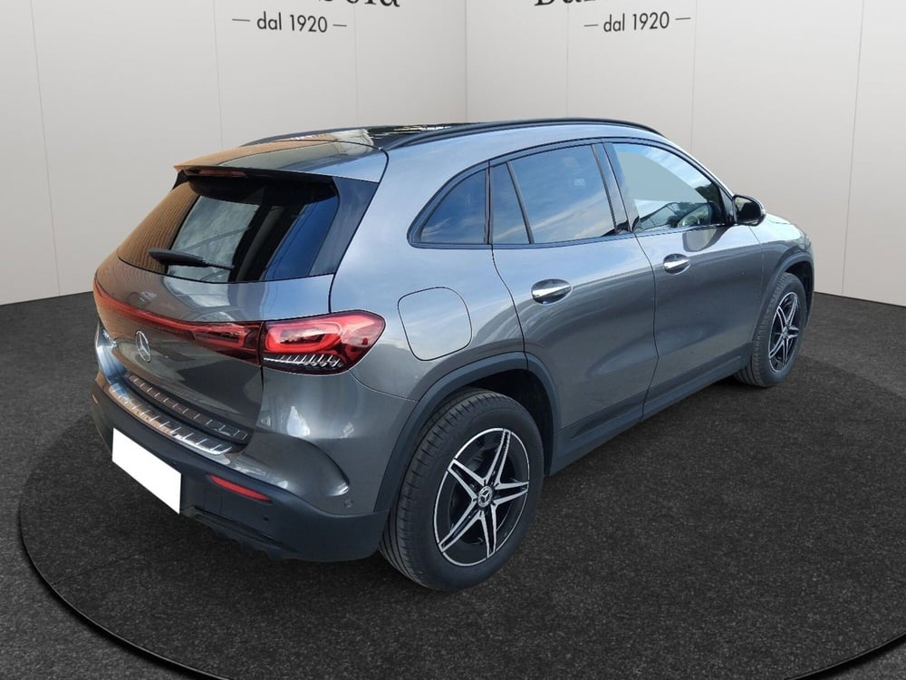 Mercedes-Benz EQA usata a Pescara (6)