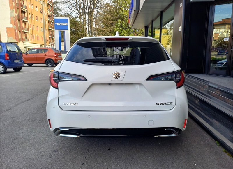 Suzuki Swace nuova a Milano (5)