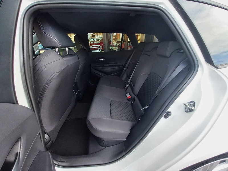 Suzuki Swace nuova a Milano (7)