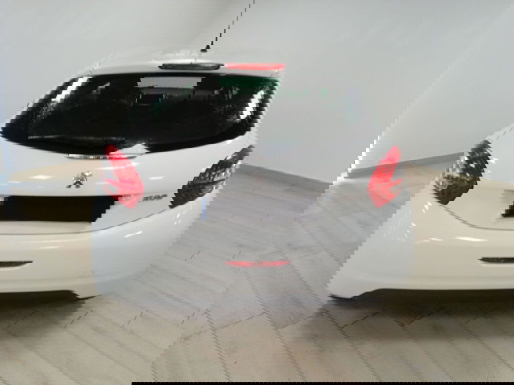 Peugeot 208 usata a Torino (4)
