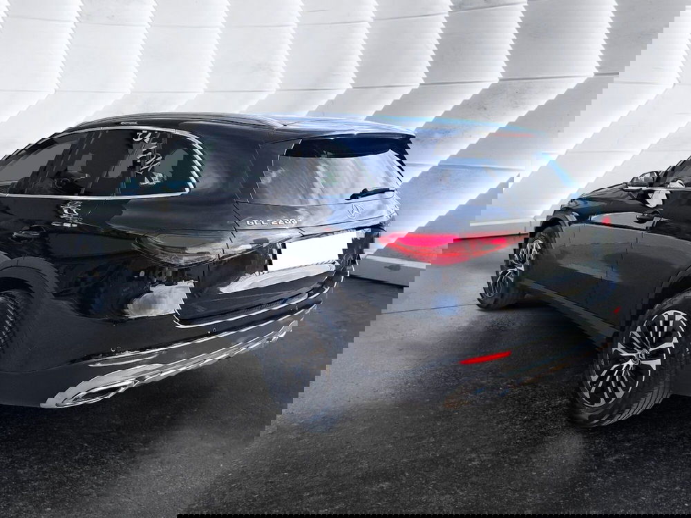 Mercedes-Benz GLC usata a Salerno (3)