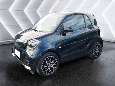 smart Fortwo EQ Prime Nightsky del 2022 usata a Salerno