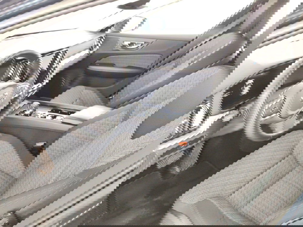 Volvo V60 usata a Massa-Carrara (7)