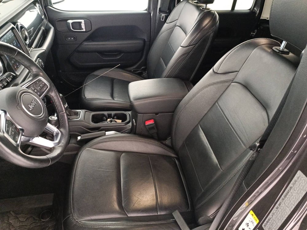 Jeep Wrangler Unlimited usata a Treviso (11)