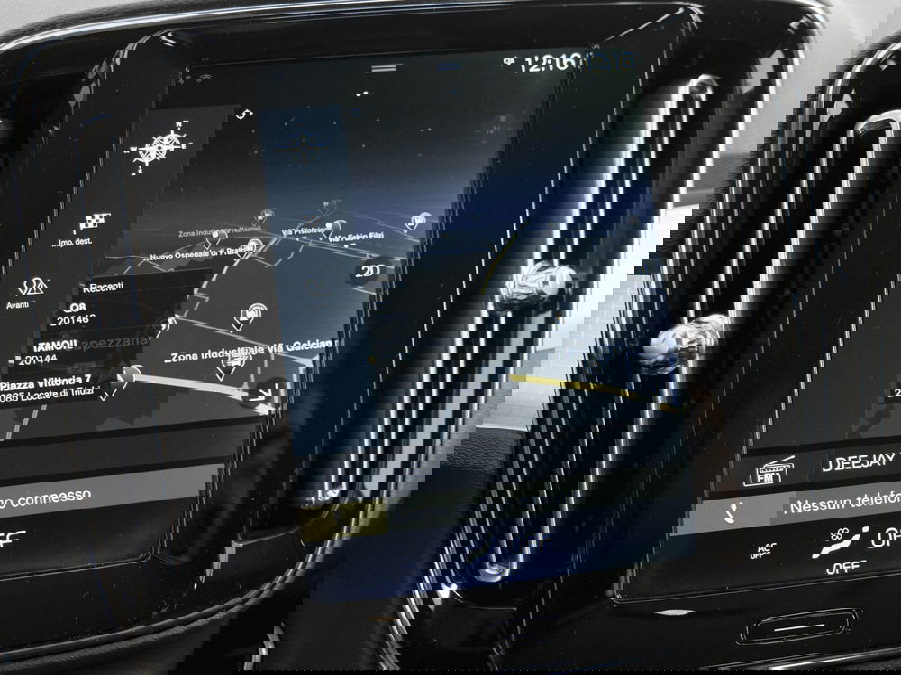 Volvo XC40 usata a Prato (12)