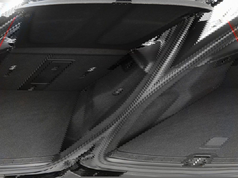 Volvo XC40 usata a Prato (6)