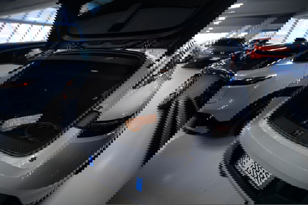 Renault Megane E-Tech Electric usata a Torino (12)