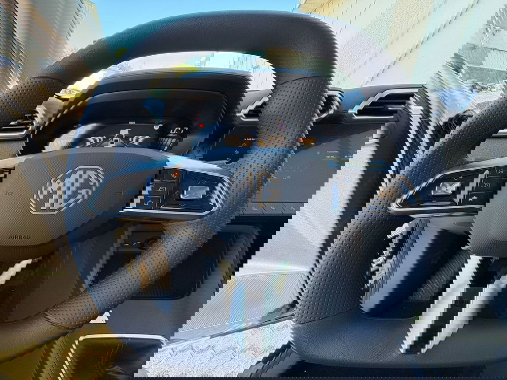 Mg ZS nuova a Monza e Brianza (15)