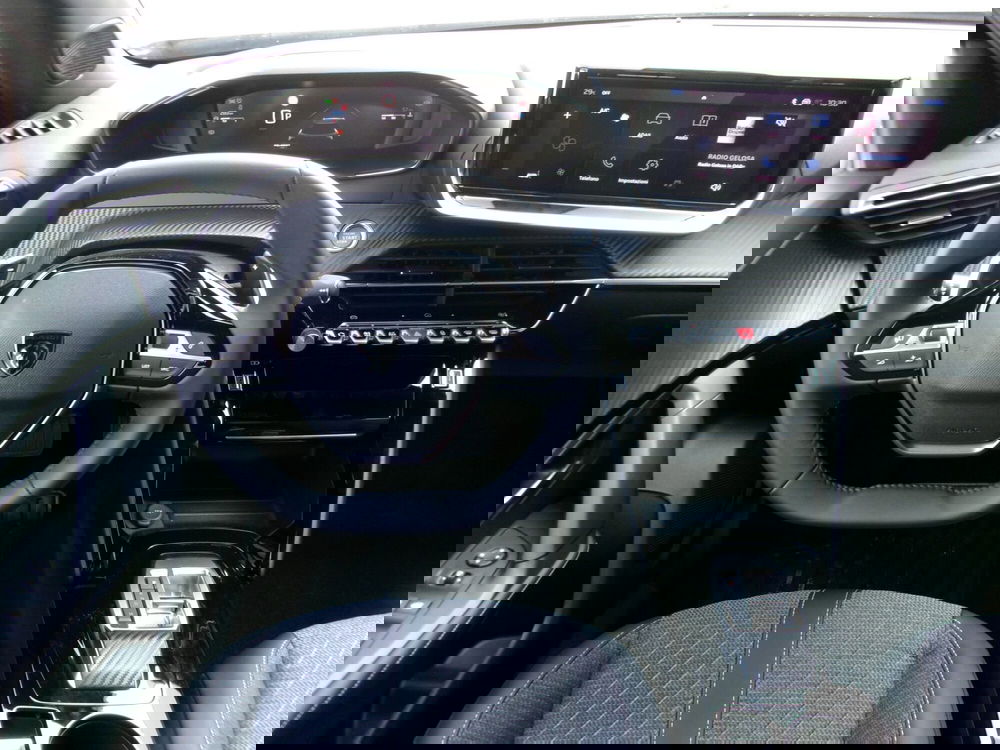 Peugeot 2008 nuova a Venezia (14)