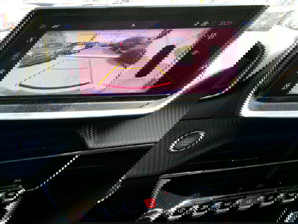 Peugeot 2008 nuova a Venezia (15)