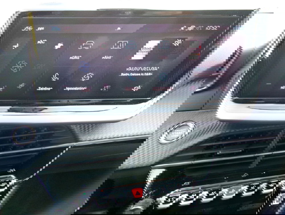 Peugeot 2008 nuova a Venezia (17)