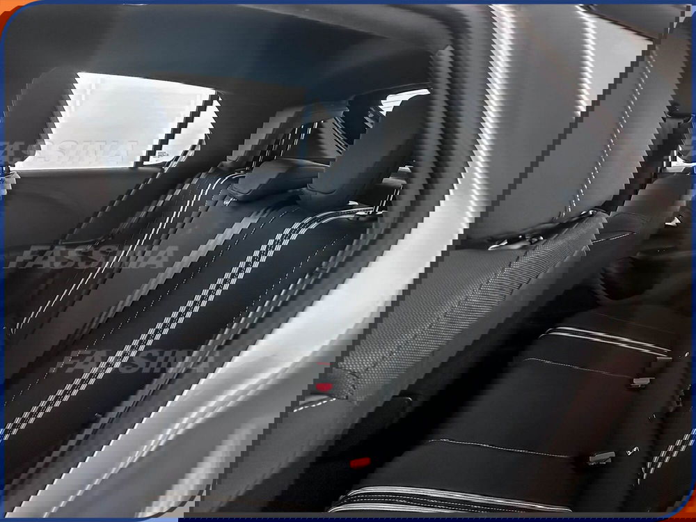 Opel Corsa usata a Milano (10)