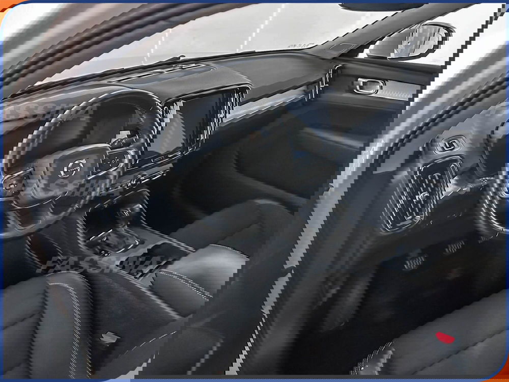 Volvo XC40 usata a Milano (9)
