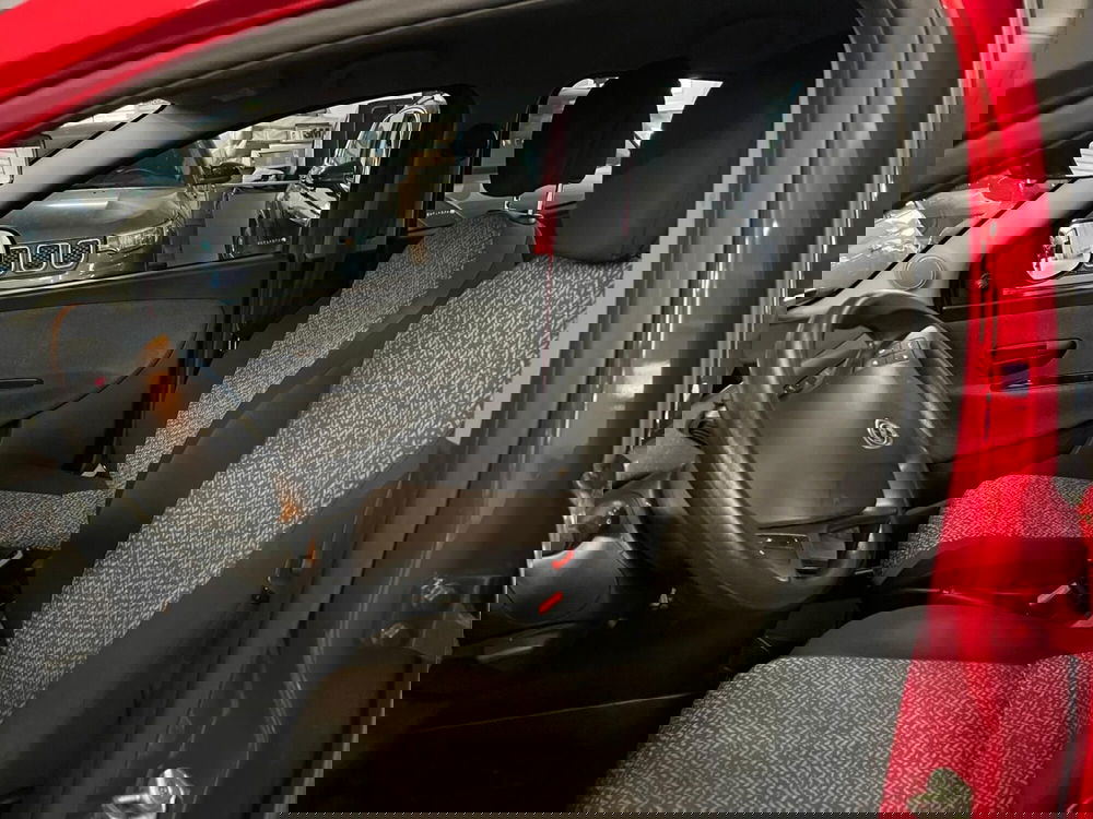 Lancia Ypsilon usata a Lucca (11)