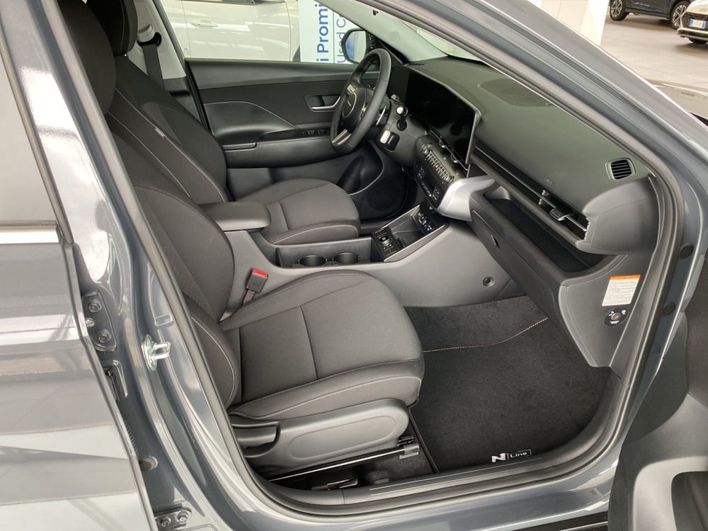 Hyundai Kona nuova a Lodi (6)