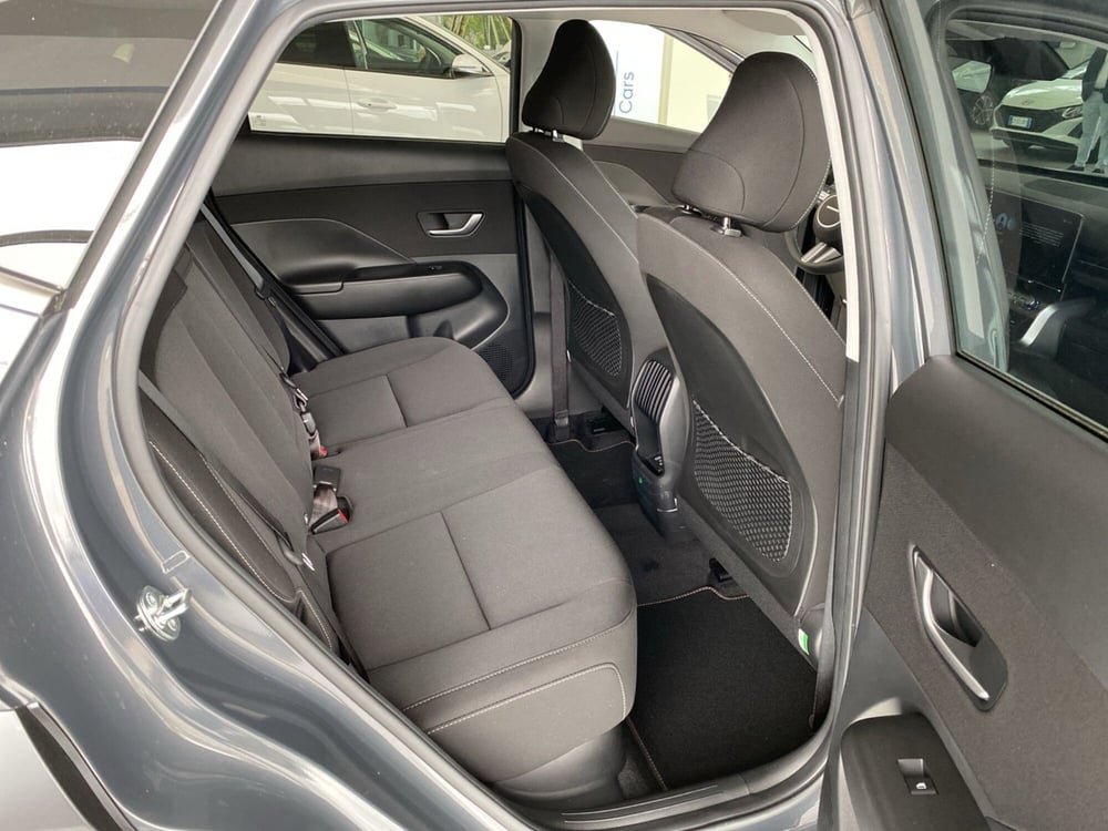 Hyundai Kona nuova a Lodi (7)