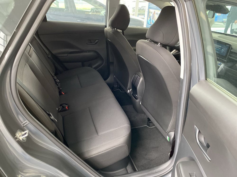 Hyundai Kona nuova a Lodi (7)