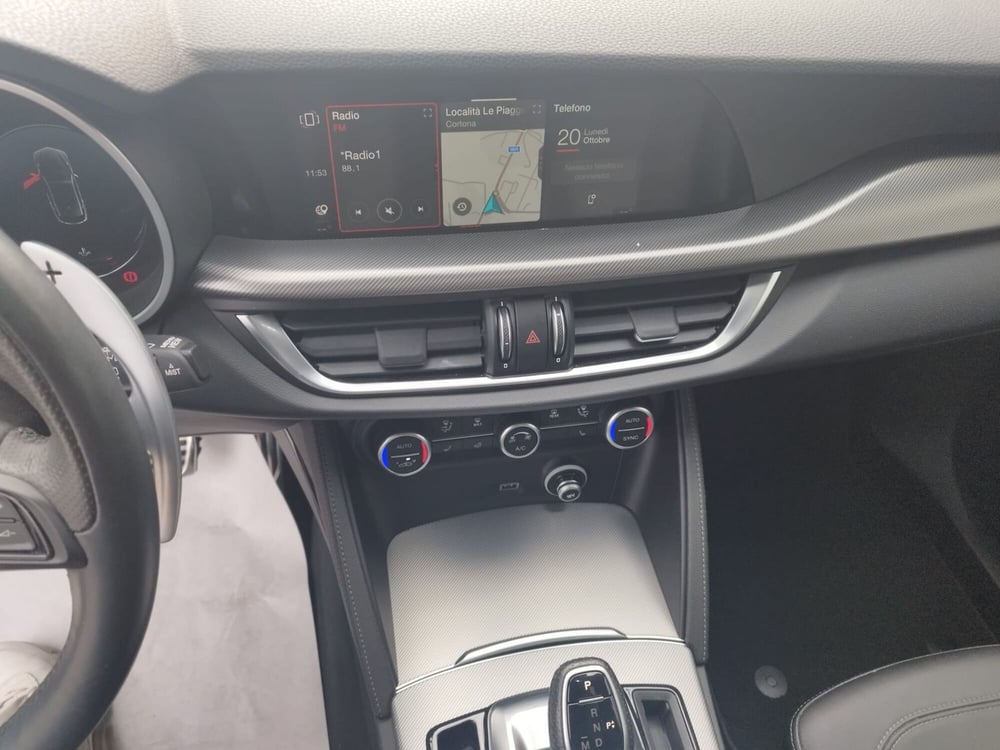 Alfa Romeo Stelvio usata a Arezzo (15)