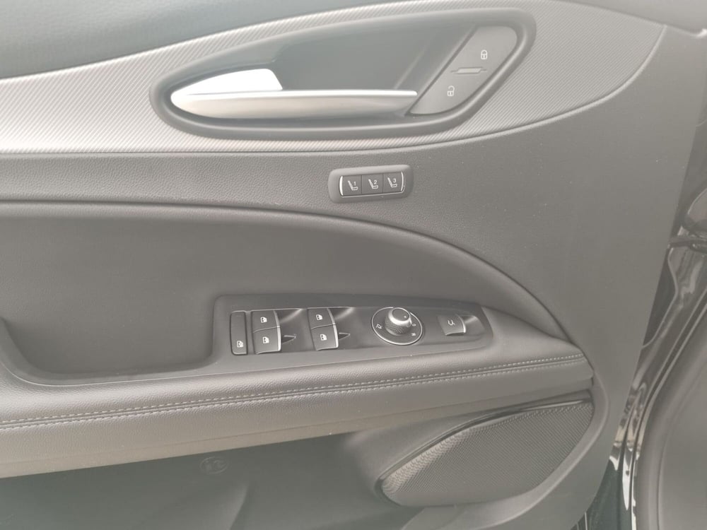 Alfa Romeo Stelvio usata a Arezzo (20)