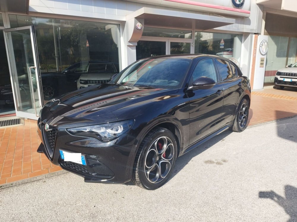 Alfa Romeo Stelvio usata a Arezzo (3)