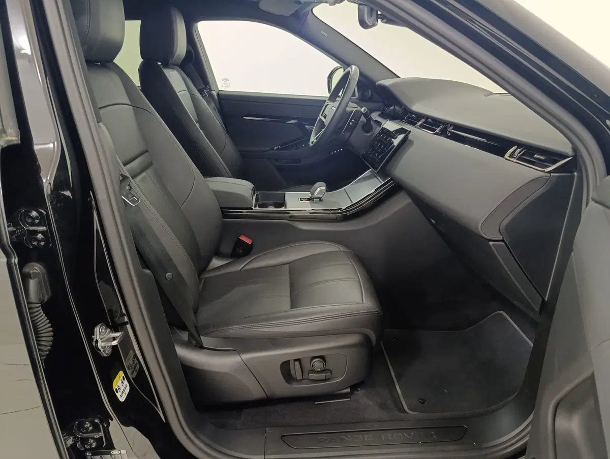 Land Rover Range Rover Evoque nuova a Pesaro-Urbino (3)