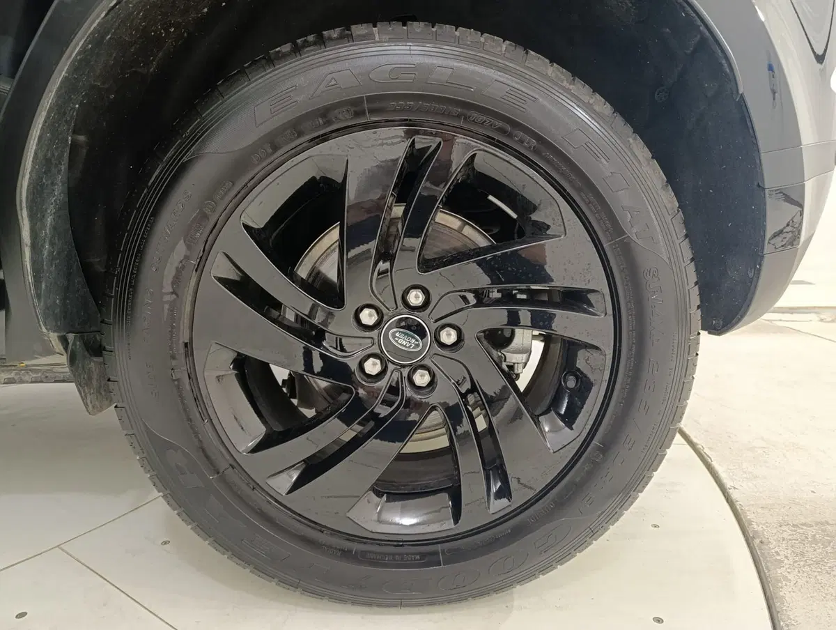 Land Rover Range Rover Evoque nuova a Pesaro-Urbino (9)