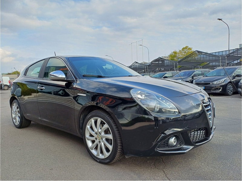 Alfa Romeo Giulietta usata a Modena (2)