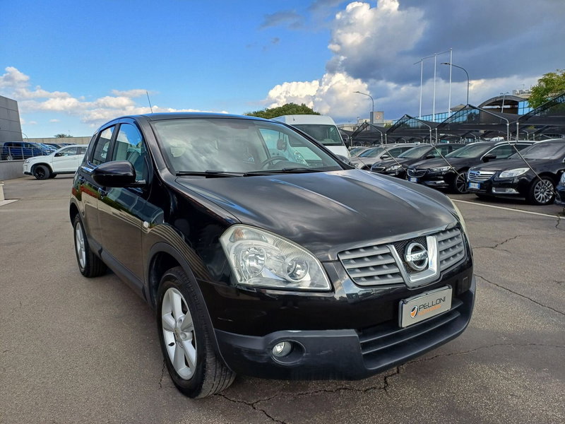 Nissan Qashqai usata a Modena (2)
