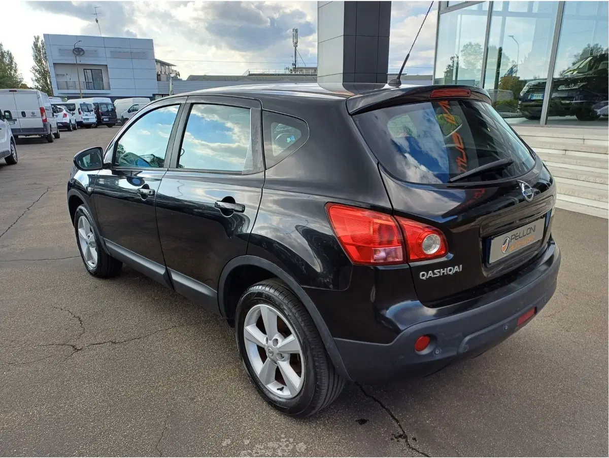 Nissan Qashqai usata a Modena (3)