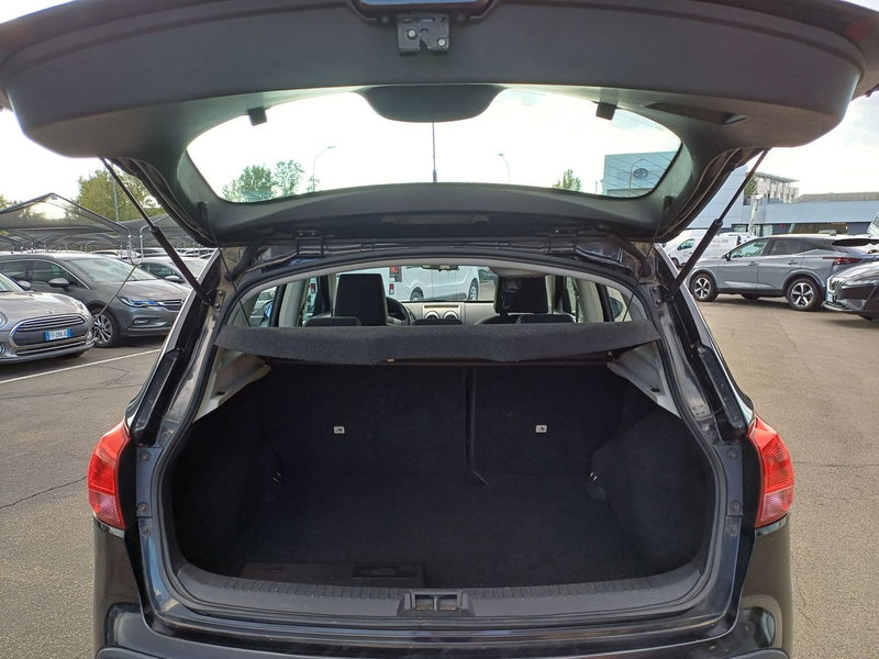 Nissan Qashqai usata a Modena (6)