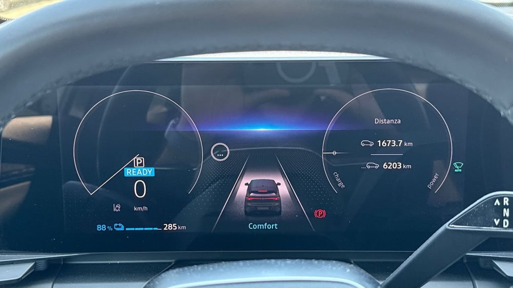 Renault Megane E-Tech Electric usata a Padova (12)