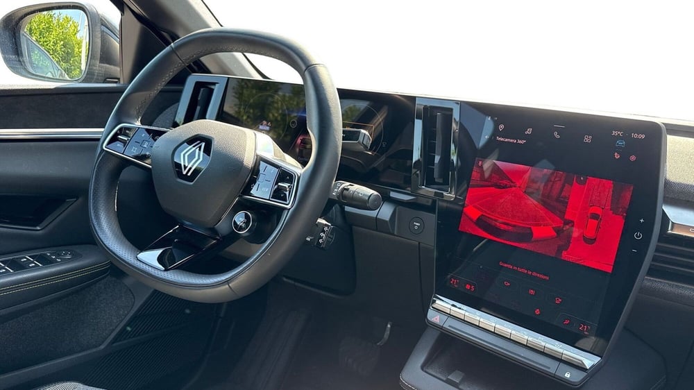 Renault Megane E-Tech Electric usata a Padova (8)