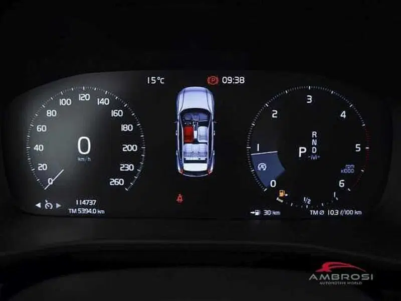 Volvo XC40 usata a Perugia (13)