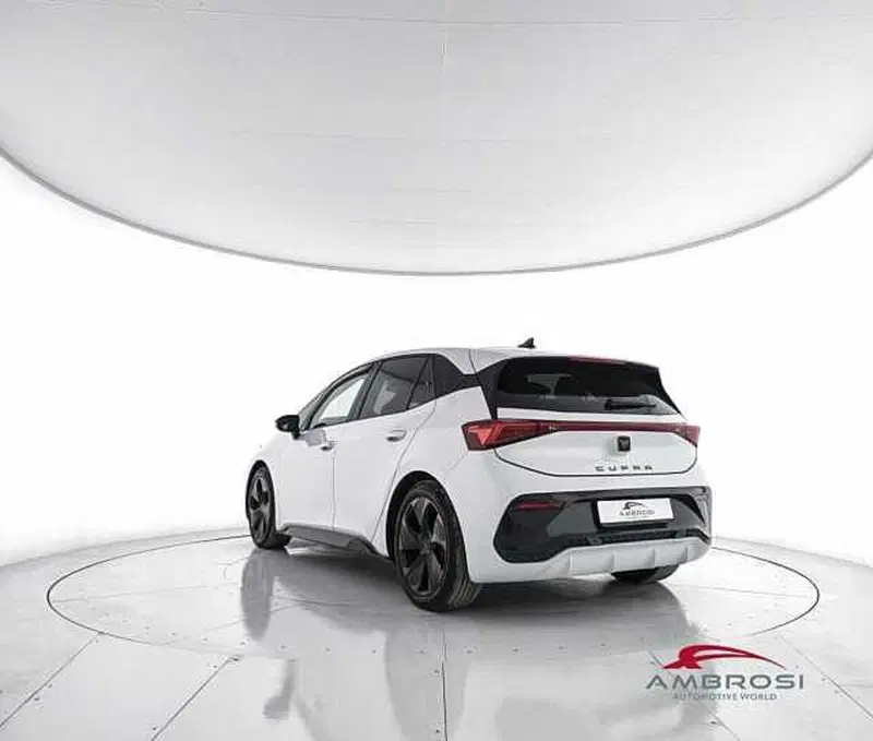 Cupra Born usata a Perugia (4)