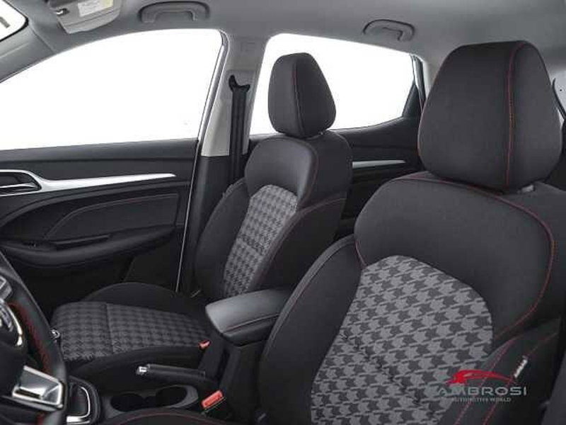 Mg ZS usata a Perugia (9)