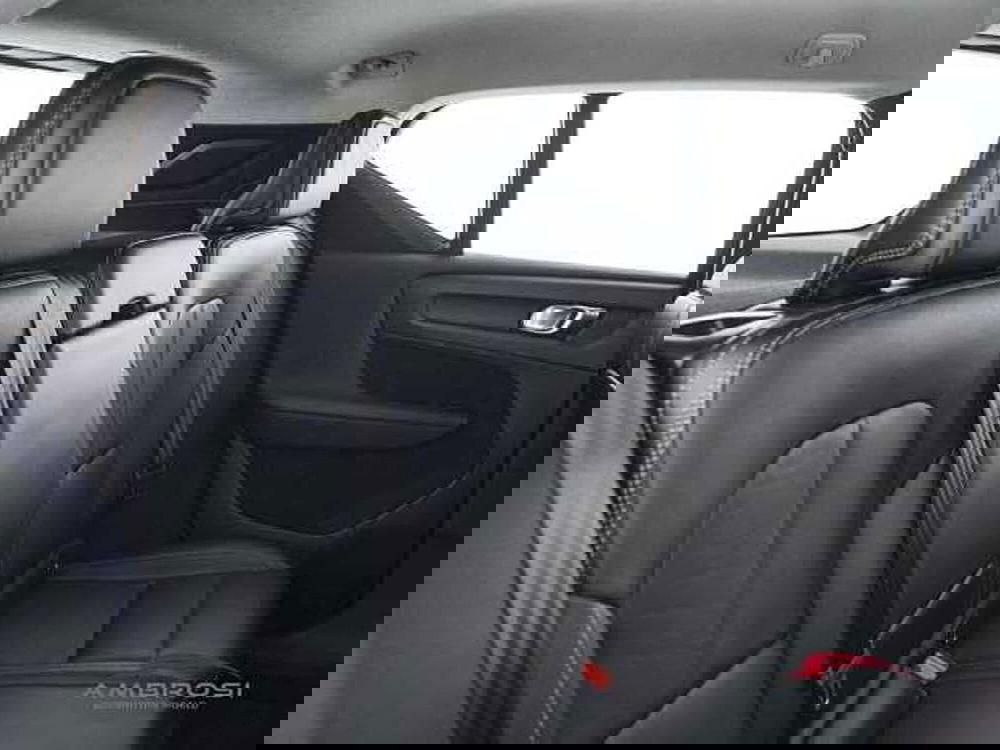 Volvo XC40 usata a Viterbo (11)